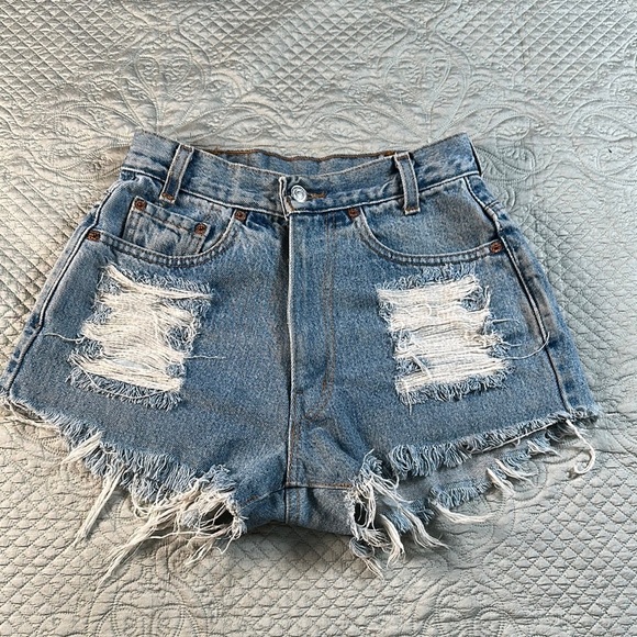 Levi's Blue Distressed Jean Shorts Vintage Style - Picture 1 of 6